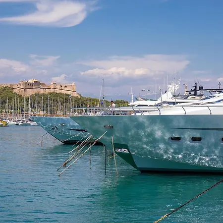 Chez Marie&julien, 2 Pièces 44m2, Parking Sous Conditions Appartement Antibes
